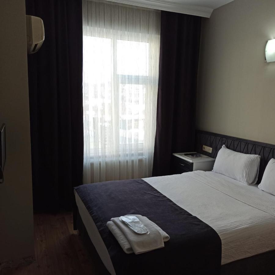 Yeni Hotel มาลัทยา ภายนอก รูปภาพ