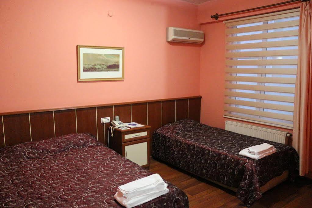 Yeni Hotel มาลัทยา ภายนอก รูปภาพ